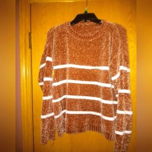 Women's size large,  crew neck sweater